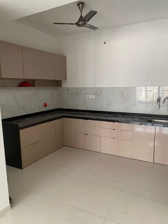 3 BHK + Extra Room Apartment For Rent in Majestique Signature Towers