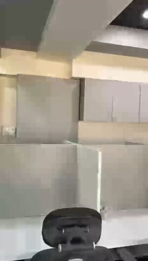 Room in  Office Space at Savaliya Krish Cubical, Thaltej – for Rent