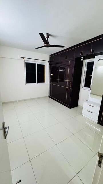 Room in 2 BHK Apartment at Salarpuria Sattva Exotic, Kogilu – for Rent