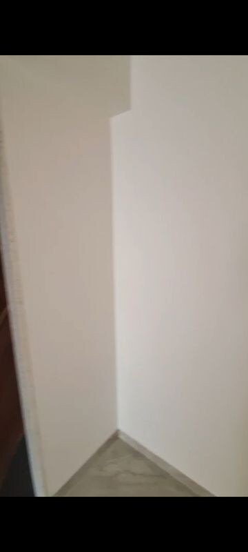 Room in 2 BHK Apartment at Svarna Rosemary, Mahim West – for Rent