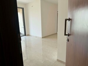 Room in 2 BHK Apartment at Vilas Javdekar Yashwin Enchante, Kharadi – for Rent
