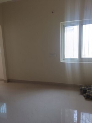 Room in 1 BHK Apartment at Manikonda – for Rent