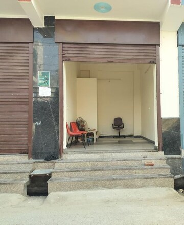  Shop For Rent in Shyam Vihar