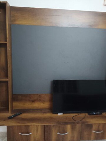 Room in 2 BHK Apartment at Manikonda – for Rent