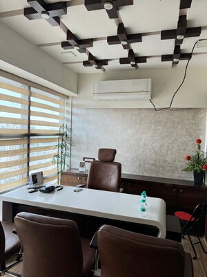  Office Space For Rent in Thaltej