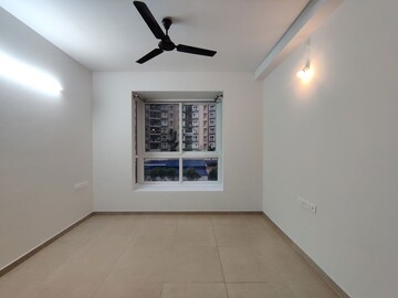 Room in 2 BHK Apartment at Bhartiya City Leela Residences, Thanisandra Main Road – for Rent