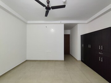 Room in 2 BHK Apartment at Bhartiya City Leela Residences, Thanisandra Main Road – for Rent