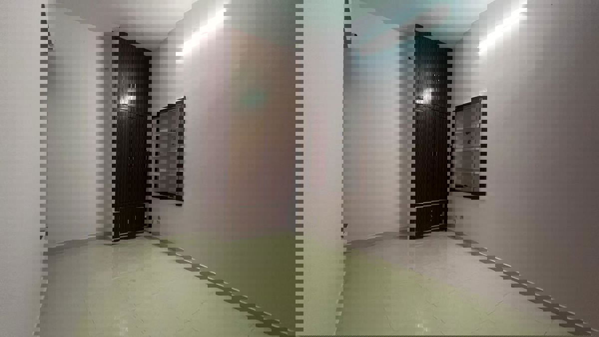 Room in 2.5 BHK Builder Floor at Nathupura – for Sale