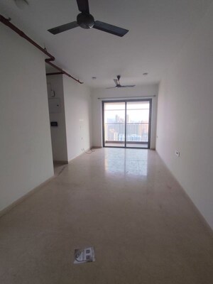 2 BHK Apartment For Sale in Kalpataru Paramount, Kapur Bawdi
