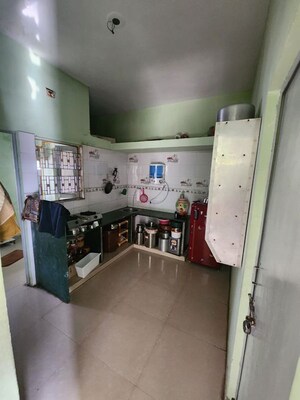 Team Area in 1 BHK Villa at Jivraj Park – for Rent