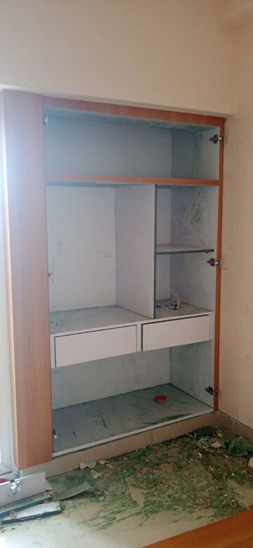 Bathroom in 1 BHK Apartment at Amrapali Dream Valley, Tech Zone 4 Greater Noida – for Rent