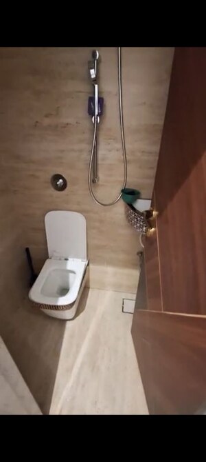 Furnished Amenities in 2 BHK Apartment at Svarna Rosemary, Mahim West – for Rent