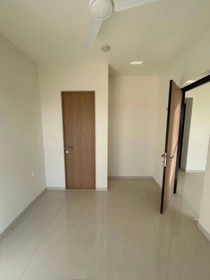 Room in 1 BHK Apartment at Lodha Crown Quality Homes, Majiwada – for Rent