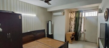 Living Room in 3 BHK Builder Floor at Ardee City, Sector 52 – for Rent