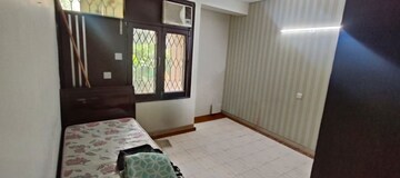 Bedroom in 3 BHK Builder Floor at Ardee City, Sector 52 – for Rent