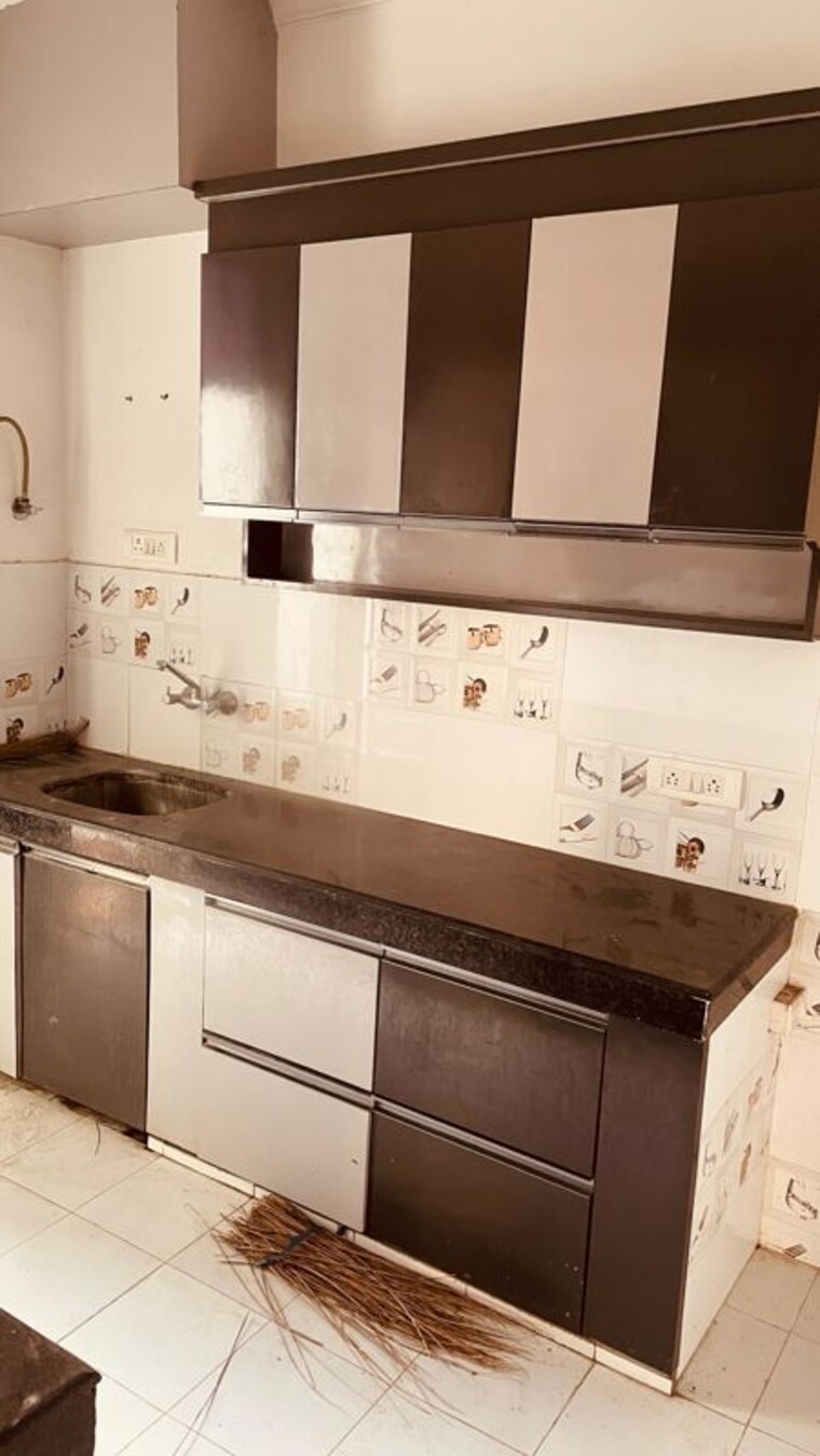 Kitchen, gomti nagar 1 Bedroom 800 Sq.Ft. Builder Floor In Gomti Nagar Lucknow 10077499