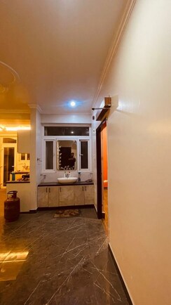 1 BHK + Extra Room Builder Floor For Rent in Gomti Nagar