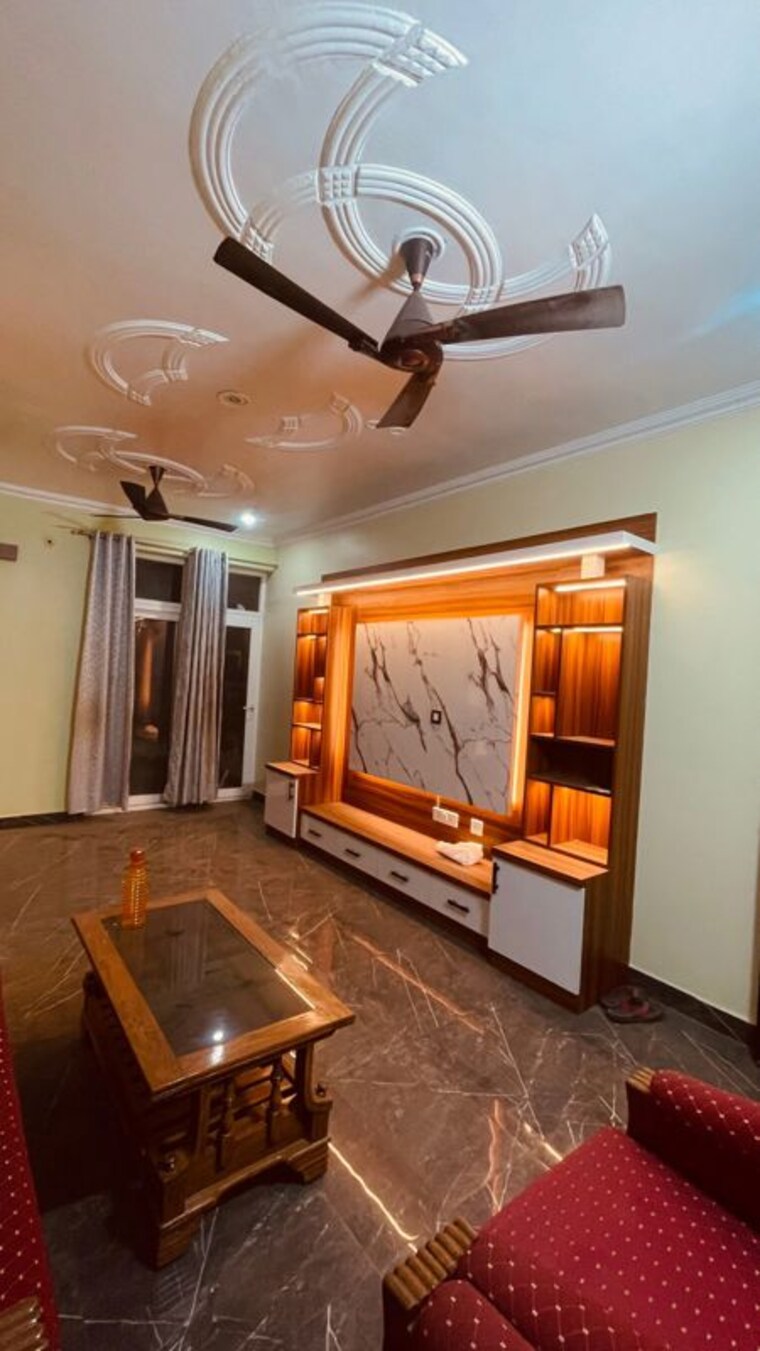 Living Room, gomti nagar 1 Bedroom 800 Sq.Ft. Builder Floor In Gomti Nagar Lucknow 10077499