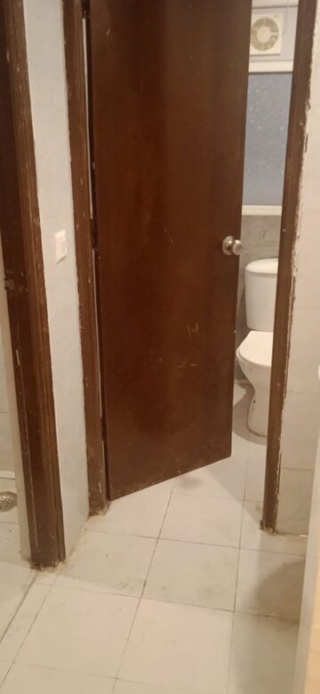 Furnished Amenities in 1 BHK Apartment at Amrapali Dream Valley, Tech Zone 4 Greater Noida – for Rent