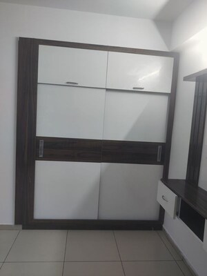 Furnished Amenities in 2 BHK Apartment at Gulshan Bellina, Sector 16 Greater Noida – for Sale