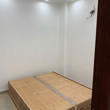 Room in 2.5 BHK Builder Floor at Lajwanti Garden – for Sale