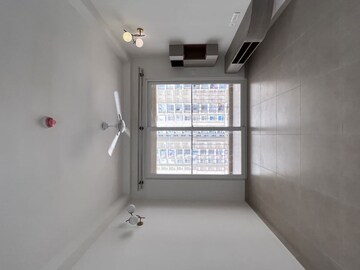 Room in 2 BHK Apartment at Bhartiya Nikoo Homes Phase 2, Thanisandra Main Road – for Rent