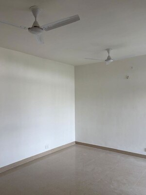 Room in 3 BHK Apartment at Dwarka – for Sale