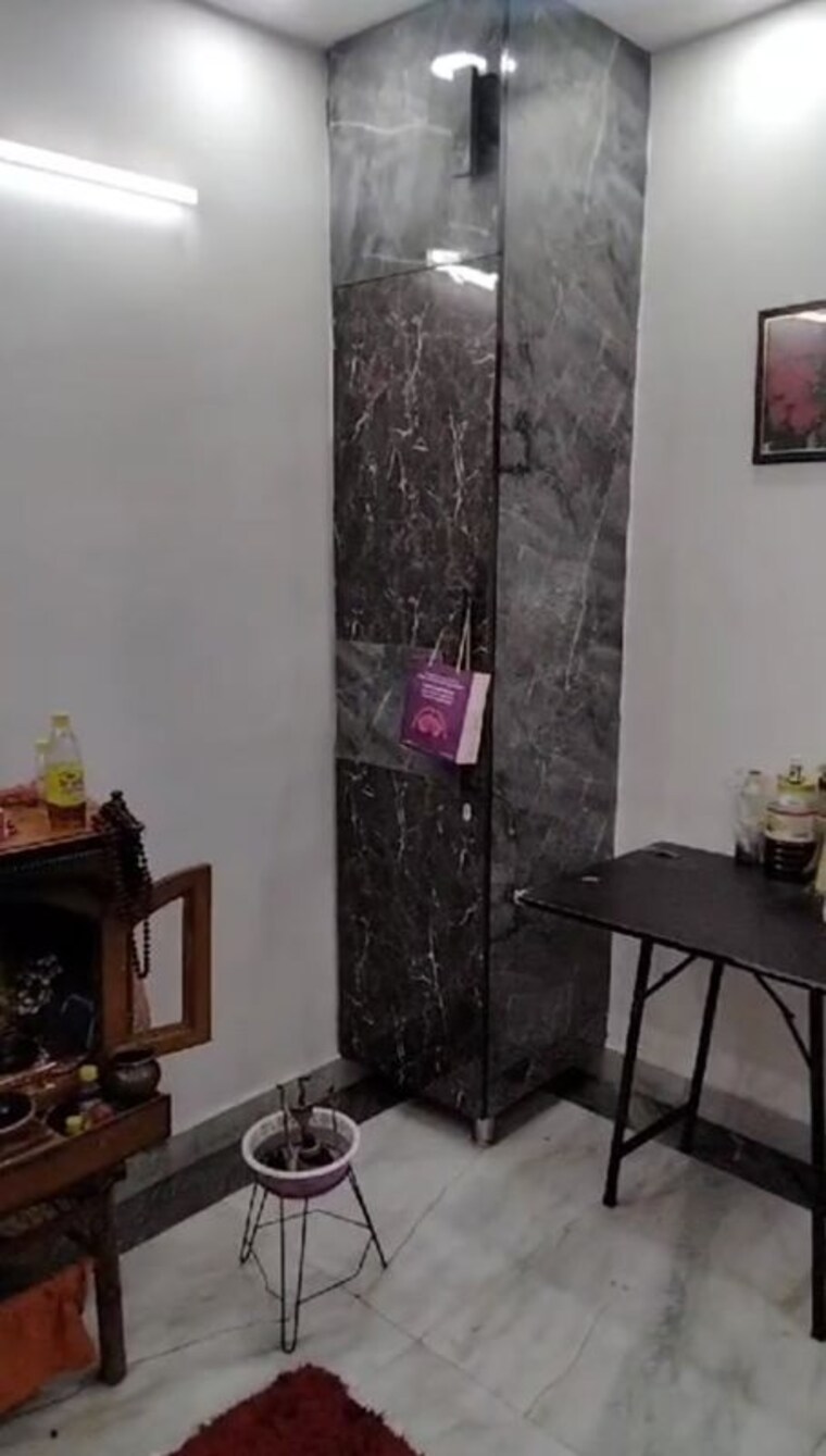 undefined, param puri 3 Bedroom 100 Sq.Yd. Builder Floor In Param Puri Delhi 9818626