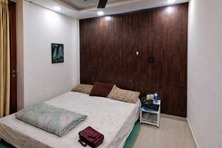 3 BHK Builder Floor For Sale in Uttam Nagar