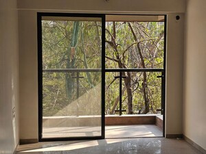 Living Room in 3 BHK Apartment at Sabari Mira, Chembur – for Rent