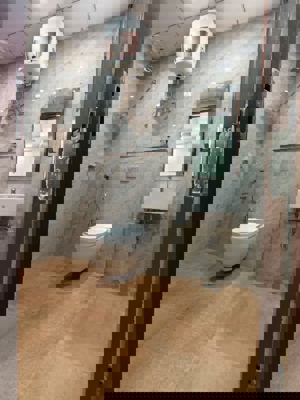 6 BHK 365 Sq.Yd. Apartment in Aashrya CHGS