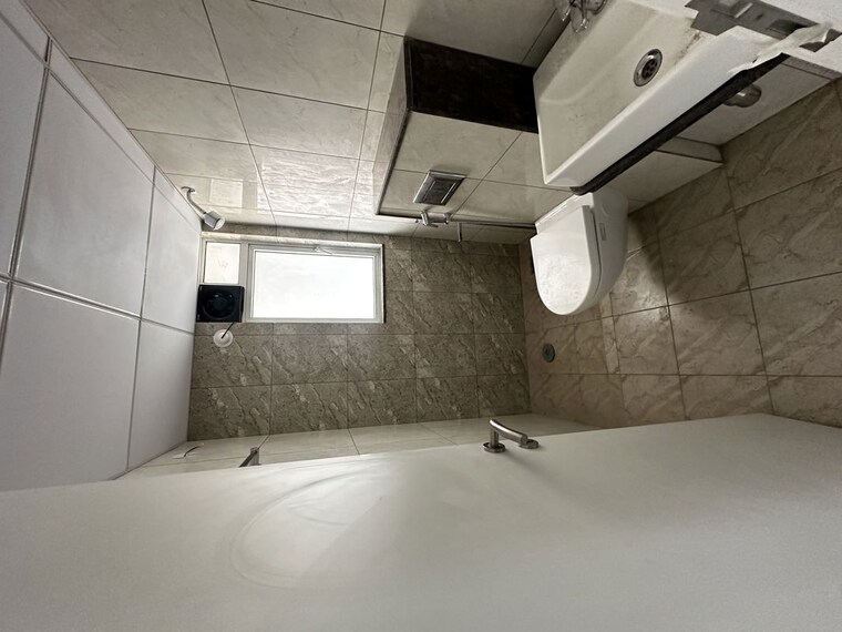 Bathroom, godrej-green-vistas 2 Bedroom 640 Sq.Ft. Apartment In Mahalunge Pune 10079121