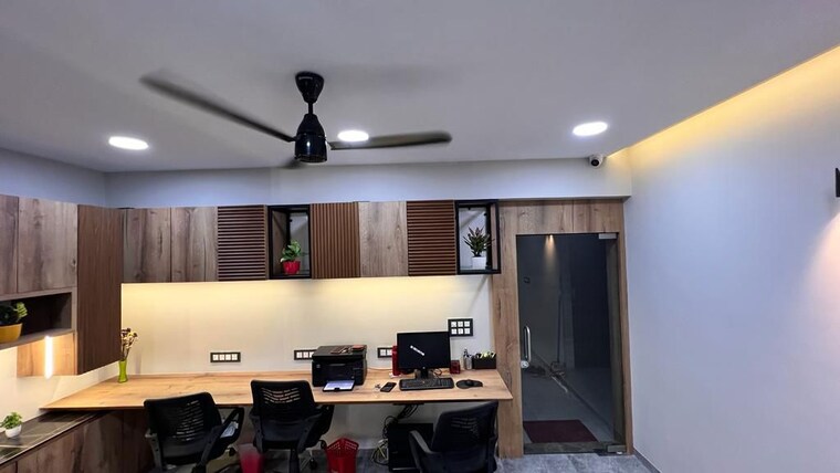 Team Area, makarba Commercial Office Space 563 Sq.Ft. In Makarba Ahmedabad 10079131