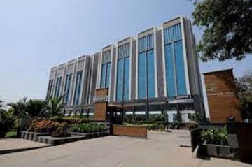  Office Space – Exterior View View at Makarba - for Rent