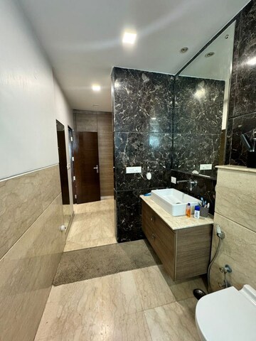 Team Area in 3 BHK Builder Floor at SS The Palladians, Sector 47 – for Rent