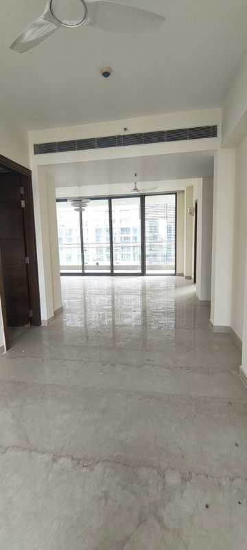 3 BHK + Pooja Room,Servant Room,Study Room,Extra Room Apartment For Rent in M3M Golf Estate