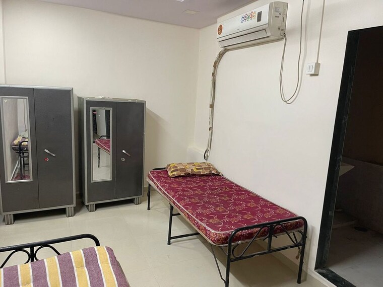 Bedroom, chembur Pg For Boys In Chembur 10079160