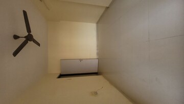 Room in 1 BHK Apartment at Ravi Gaurav Excellency, Mira Road – for Rent