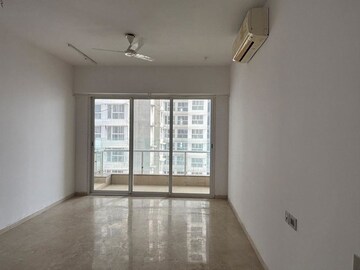 Room in 2 BHK Apartment at Omkar Alta Monte, Malad East – for Rent