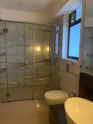 Bathroom in 3 BHK Apartment at Maheswar Shikar, Santacruz West – for Rent