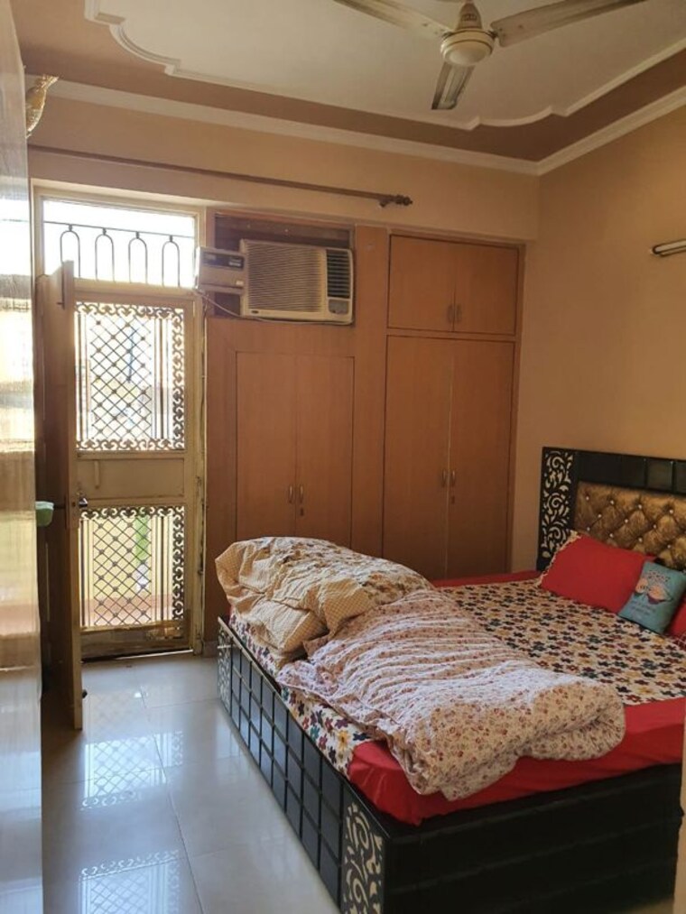 Bedroom, ss-mayfield-gardens 3 Bedroom 1350 Sq.Ft. Apartment In Sector 51 Gurgaon 10079169