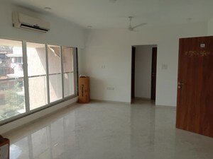 Living Room in 2.5 BHK Apartment at Chembur – for Rent