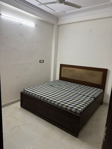 Bedroom in 1 BHK Builder Floor at Vaishali Sector 3 – for Rent