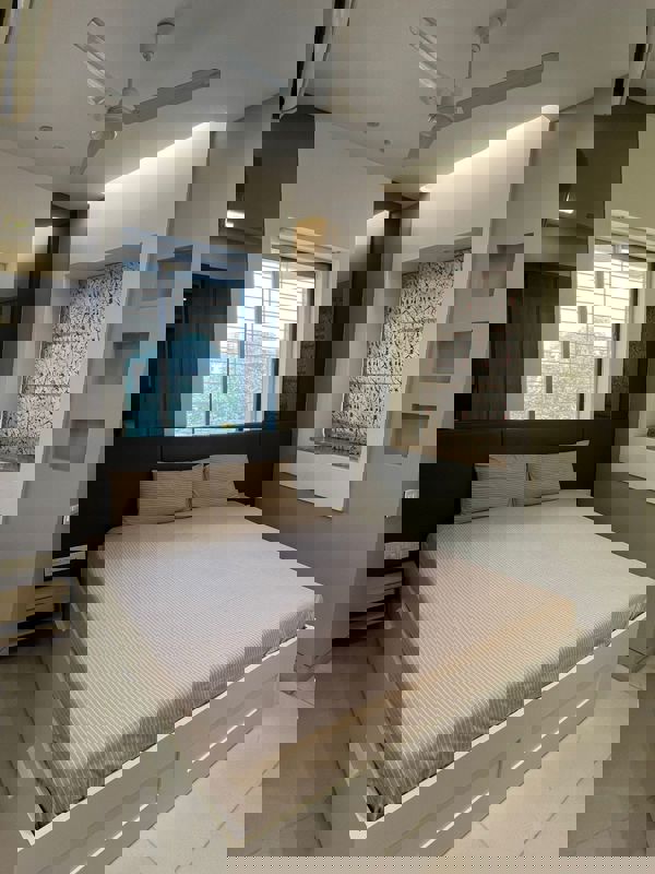 1 BHK + Study Room 450 Sq.Ft. Apartment in Rishabh Towers