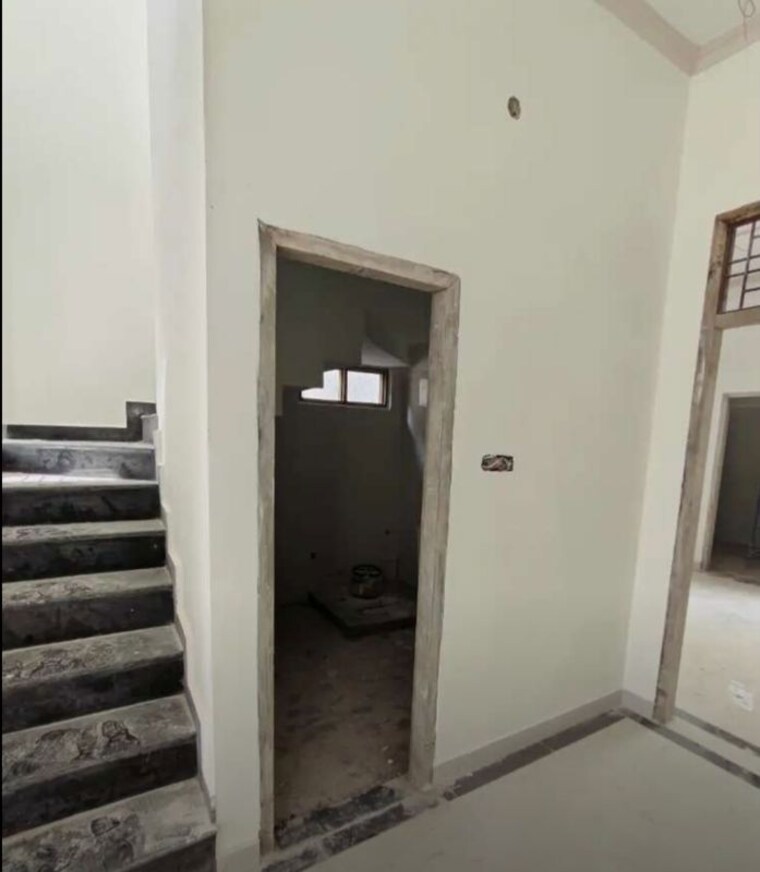 Bathroom, viraj khand 3 Bedroom 2300 Sq.Ft. Independent House In Viraj Khand Lucknow 10079281