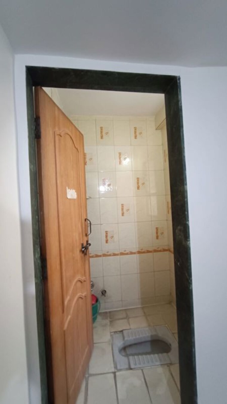 Bathroom, laxmi-vrindavan 2 Bedroom 750 Sq.Ft. Apartment In Pimple Saudagar Pune 10079275