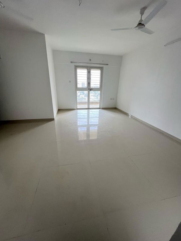 3 BHK + Pooja Room Apartment For Rent in Kohinoor Zen Estate