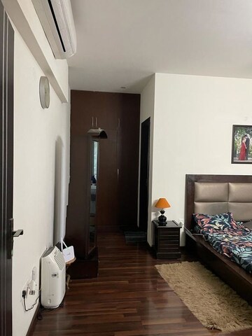 Furnished Amenities in 3 BHK Apartment at Microtek Greenburg, Sector 86 – for Rent
