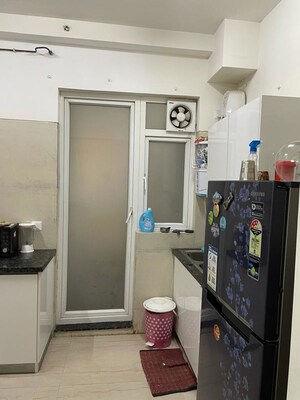 Team Area in 3 BHK Apartment at Microtek Greenburg, Sector 86 – for Rent