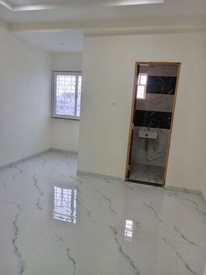 Room in 2 BHK Apartment at Manish Nagar – for Rent